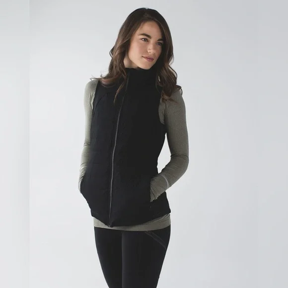 Lululemon Fluffed Up vest size 12 - Picture 2 of 16